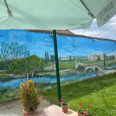 Hostal Restaurante Rio Ubierna Quintanilla-Vivar Dış mekan fotoğraf