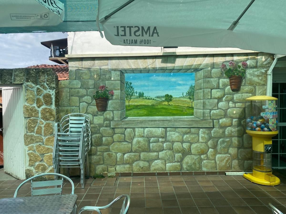 Hostal Restaurante Rio Ubierna Quintanilla-Vivar Dış mekan fotoğraf