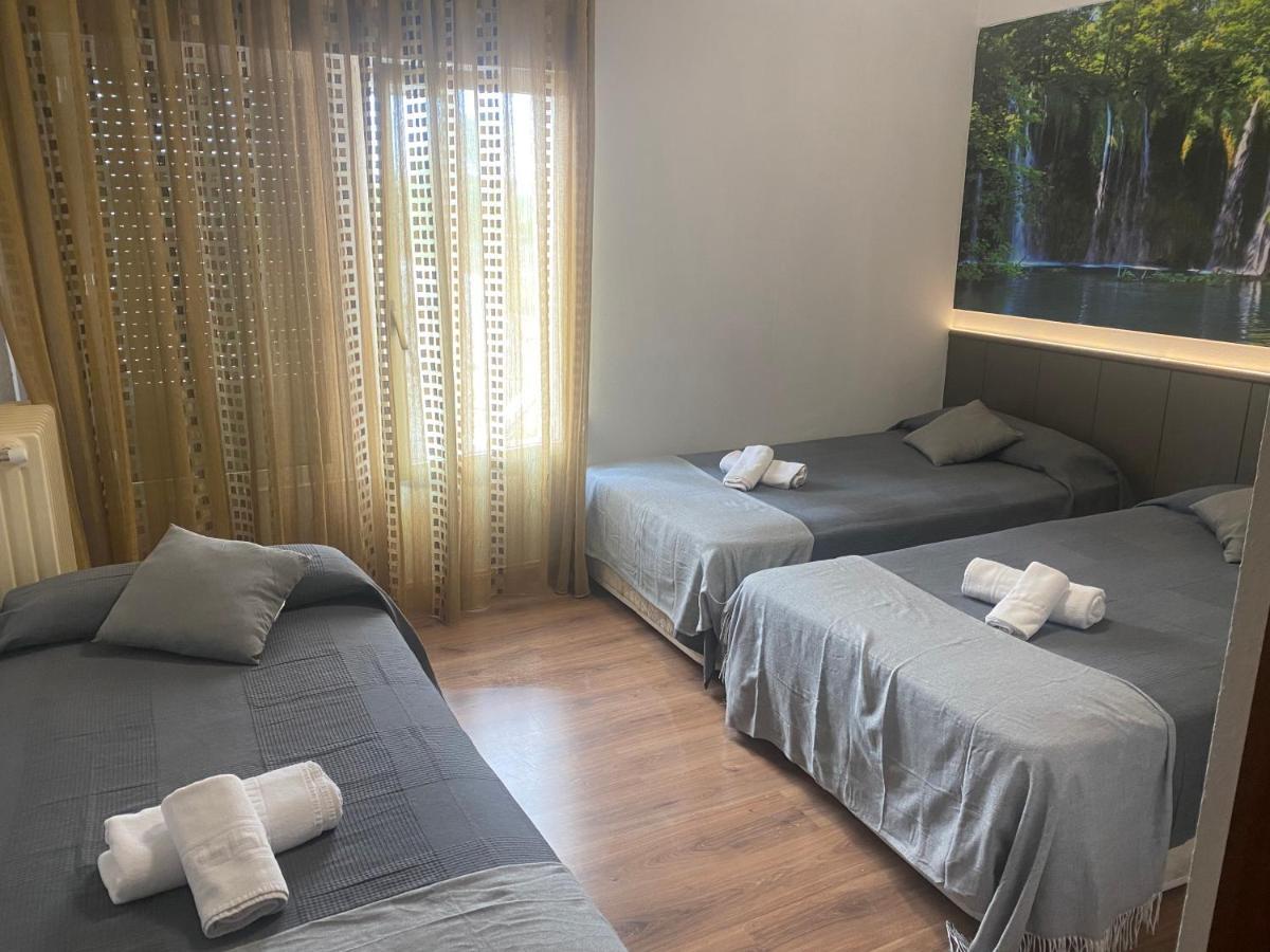 Hostal Restaurante Rio Ubierna Quintanilla-Vivar Dış mekan fotoğraf